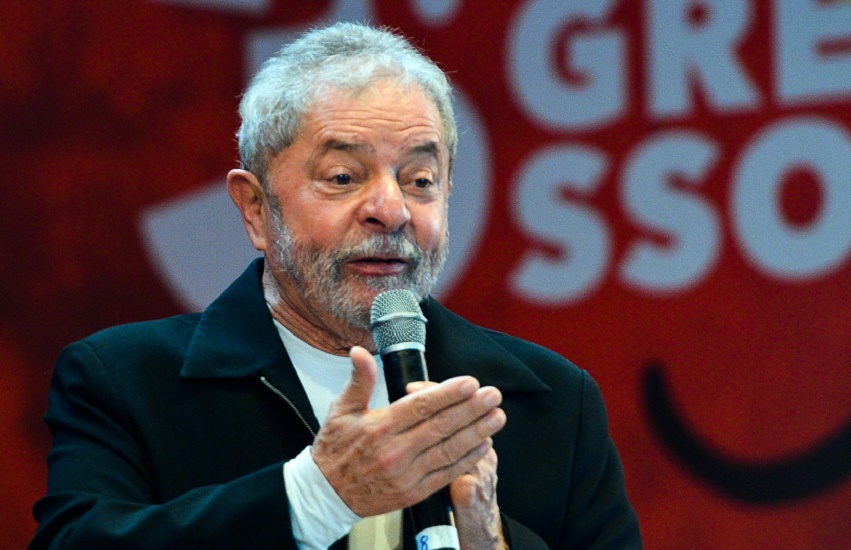 Lula quer núcleos evangélicos do PT nos Estados para pegar fiéis de Bolsonaro