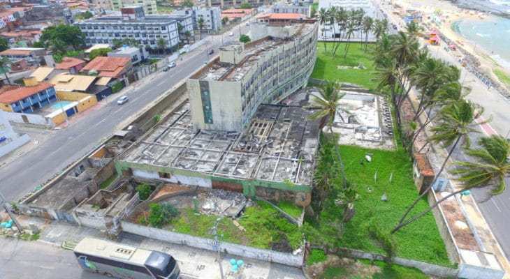 Estado pede tempo e Prefeitura já pode demolir ruínas do Hotel Reis Magos