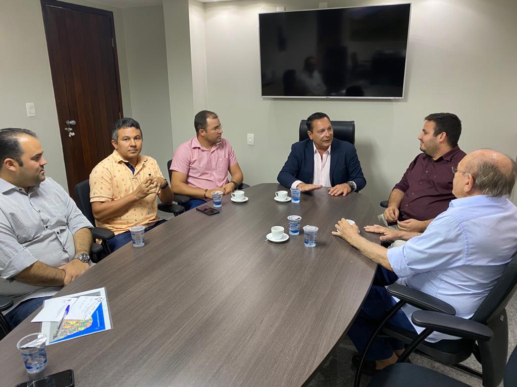Presidente da Assembleia convida médico Dr. Tadeu para assumir PSDB em Caicó