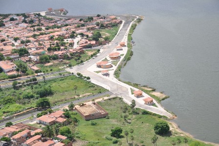 Cidade do RN registra assassinato no calçadão da lagoa à luz do dia