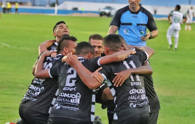 (VÍDEO) ABC sofre, mas vence Palmeira no Nazarenão; veja o gol da vitória
