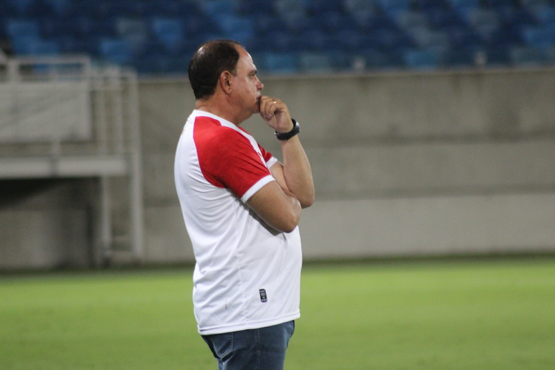Técnico do América destaca vitória por 7 x 0, mas fala em pontos para corrigir
