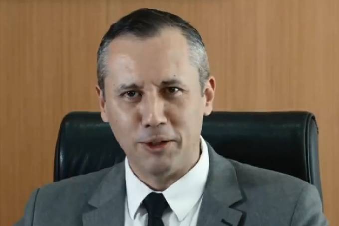 Secretário nacional de cultura imita ministro nazista em discurso; vídeo