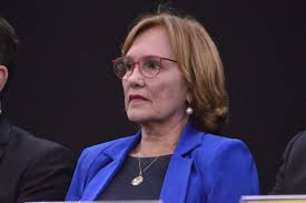 Senadora questiona MEC pela queda das bolsas do PROUNI no RN