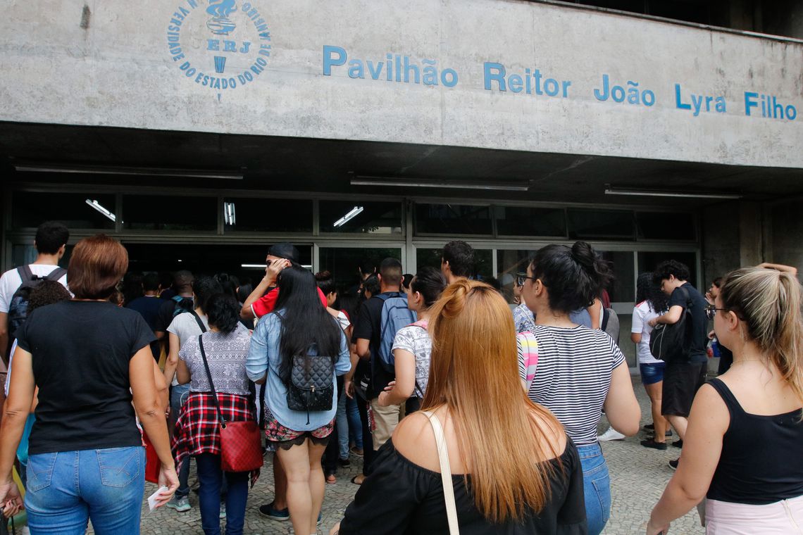 Após problemas no Enem, Sisu ficará aberto por maior período, anuncia ministro