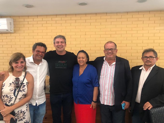 Ex-senador Lindbergh Farias se reúne com Fátima na Governadoria