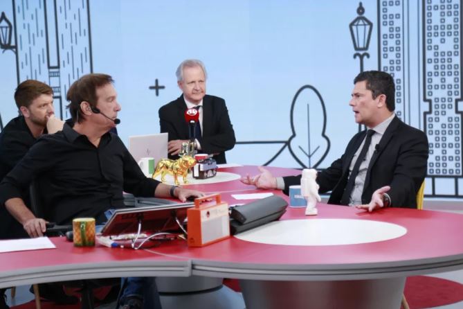 Por "lealdade" a Bolsonaro, Moro rejeita candidatura em 2022 e aliança com Huck