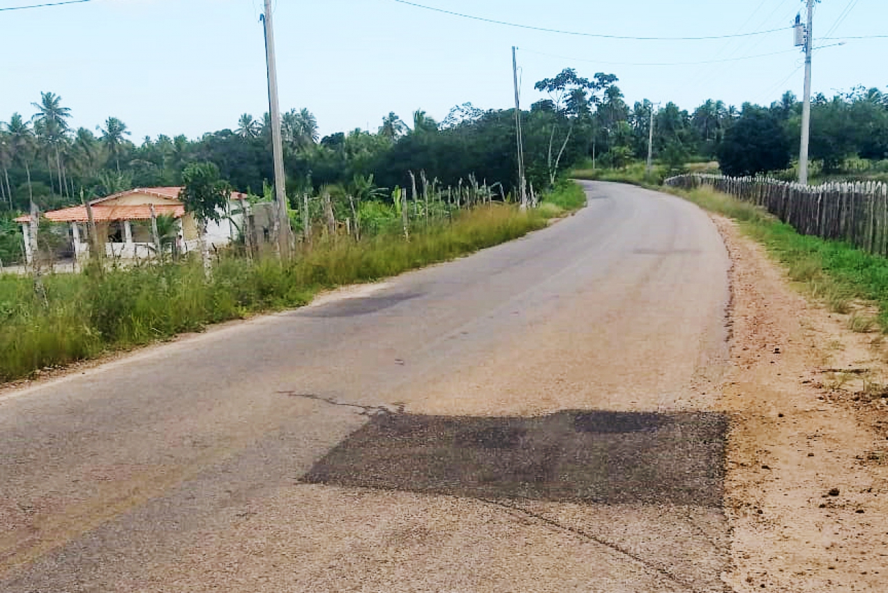 Acidente em pista mal sinalizada gera indenização para família das vítimas