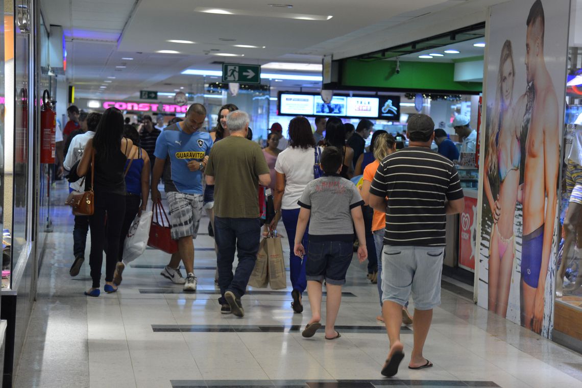 Vendas em shoppings crescem 7,9% em 2019