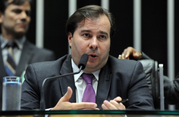 Maia cobra envio da reforma administrativa do governo para o Congresso Nacional