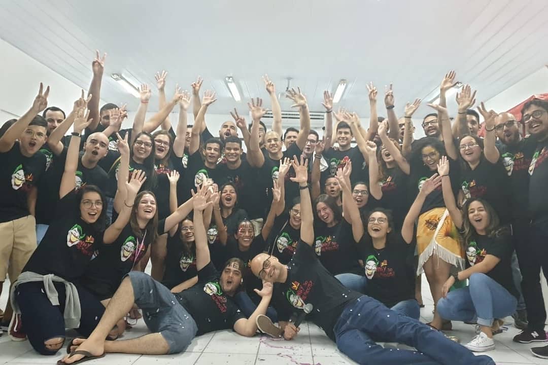 Over aprova mais de 90 alunos em Medicina do RN