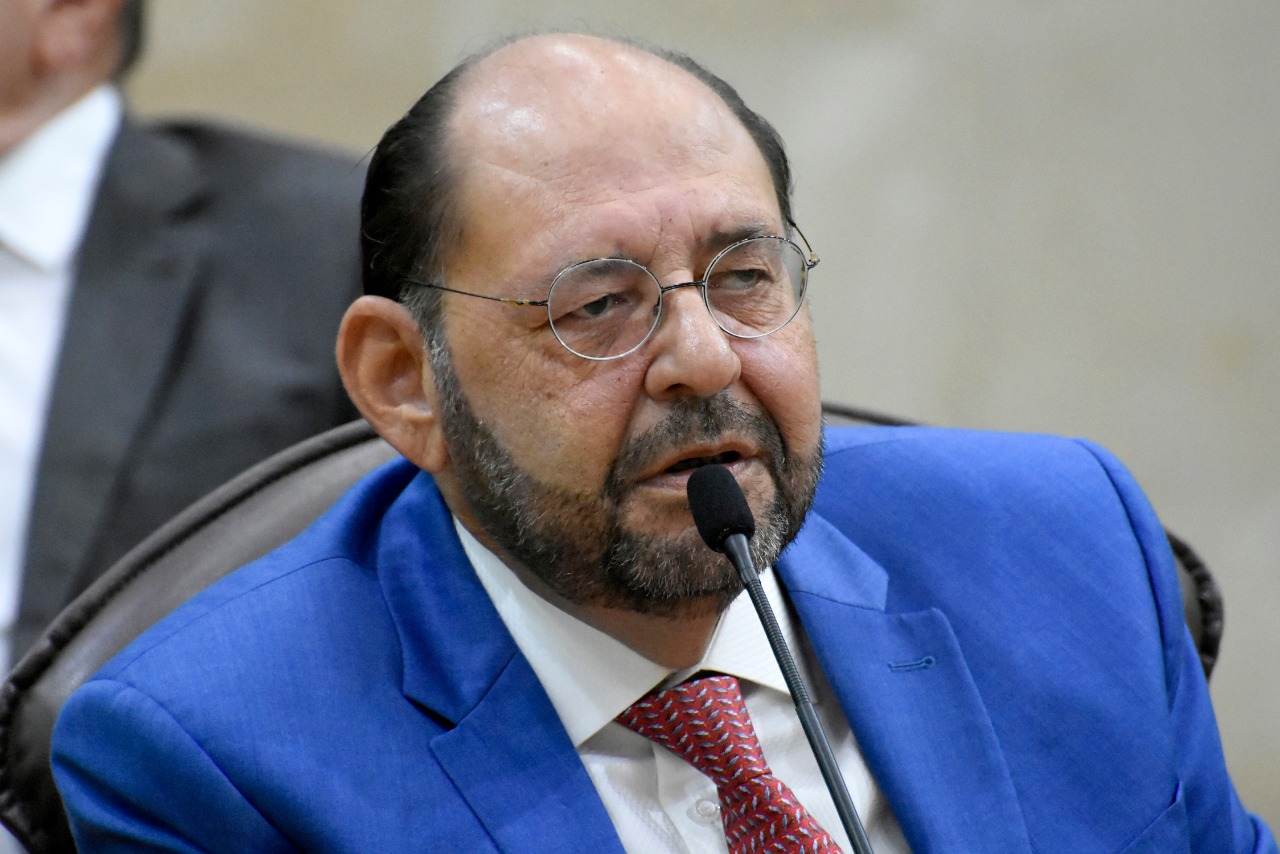 Reforma encaminhada por Fátima "é cruel com o trabalhador", diz deputado