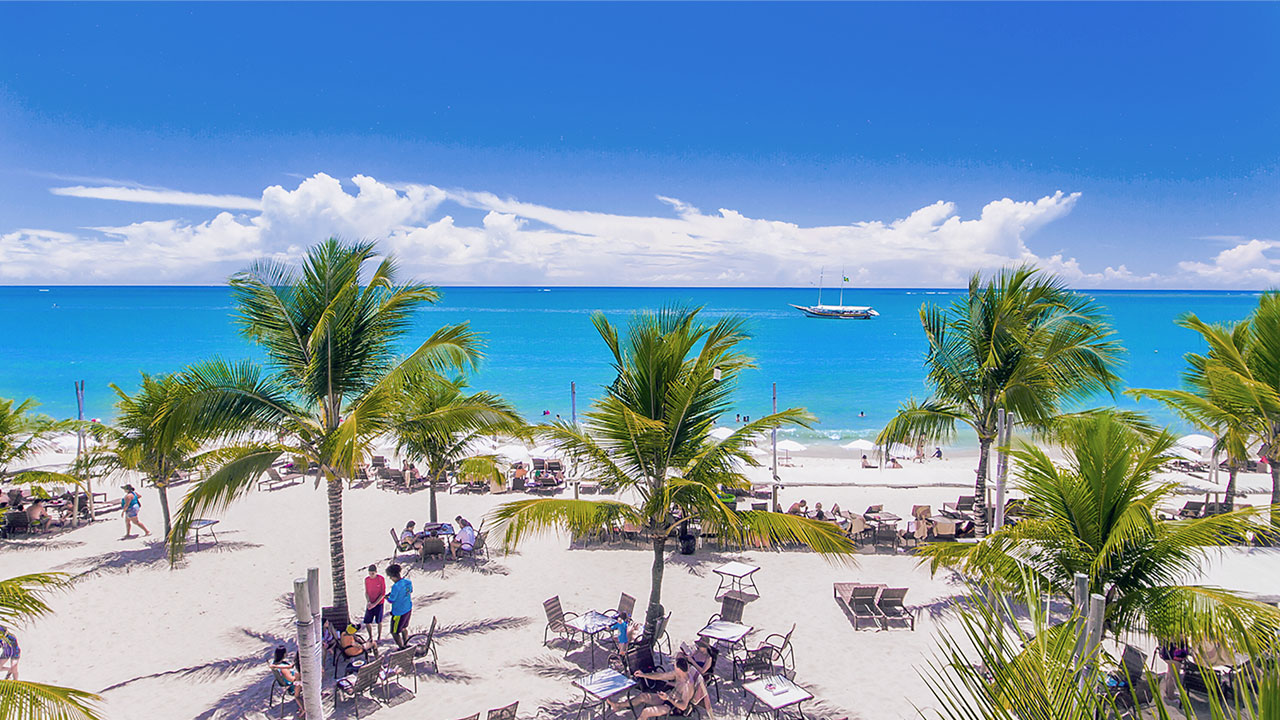  Praia do Mutá uma enseada paradisíaca no litoral norte de Porto Seguro