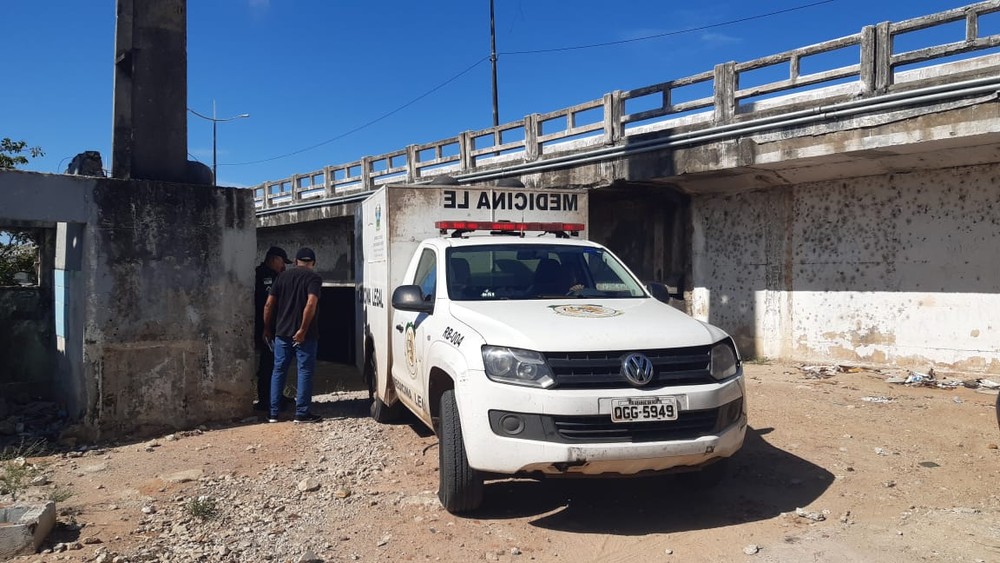 Pescadores encontram corpo de homem no Rio Potengi;  indícios de morte violenta