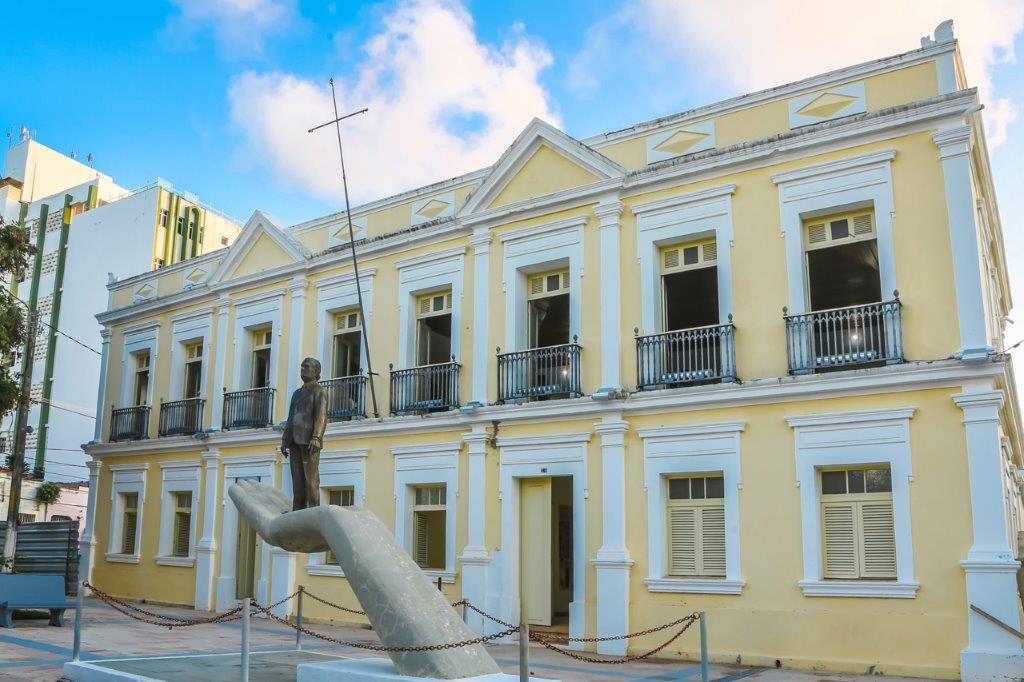 Memorial Câmara Cascudo terá nova iluminação a partir desta quinta-feira