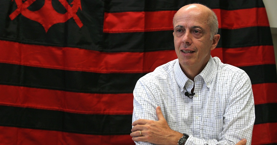 Wallim Vasconcellos entrega cargo e deixa diretoria do Flamengo