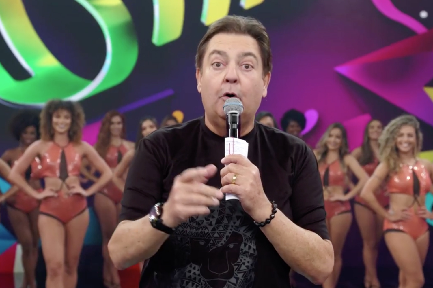 VÍDEO: Flamengo aciona advogados e ganha direito de resposta no Faustão; assista