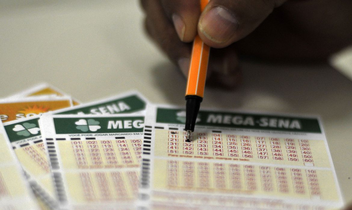 Mega-Sena sorteia nesta quarta-feira prêmio de R$ 170 milhões
