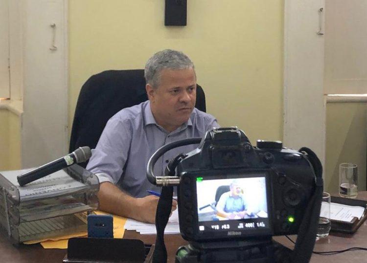 Ceará-Mirim: nova gestão antecipa salários em meio a dívida de R$ 24 milhões
