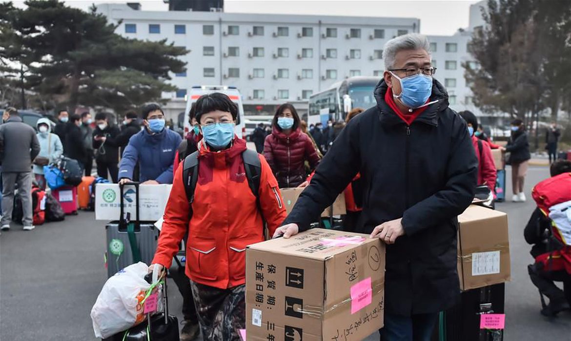 Mortes causadas pelo novo coronavírus ultrapassam 2.200 na China