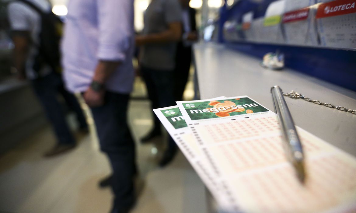 Mega-Sena sorteia neste sábado prêmio acumulado de R$ 190 milhões
