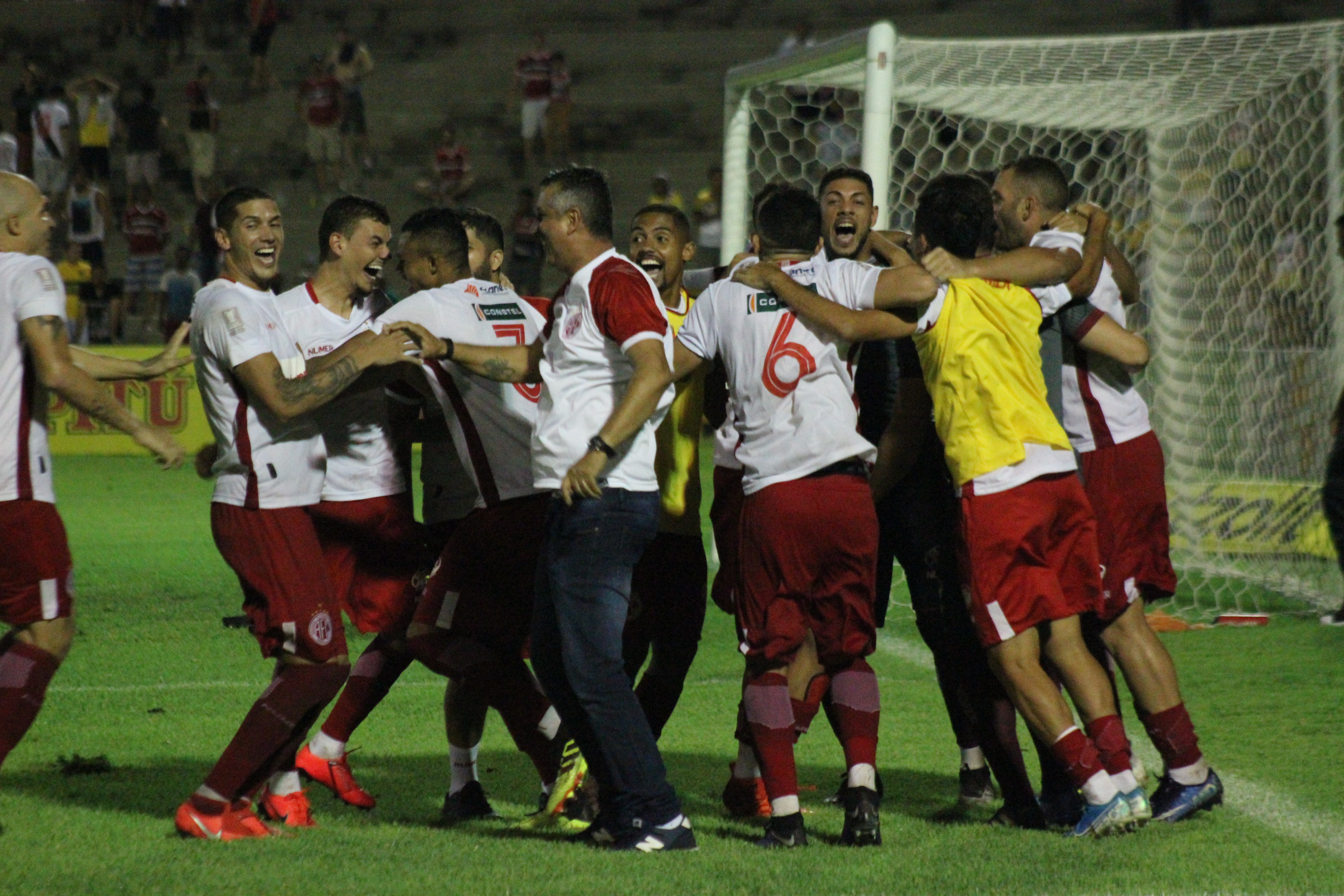 VÍDEO: Veja os melhores momentos da classificação do América na Copa do Brasil