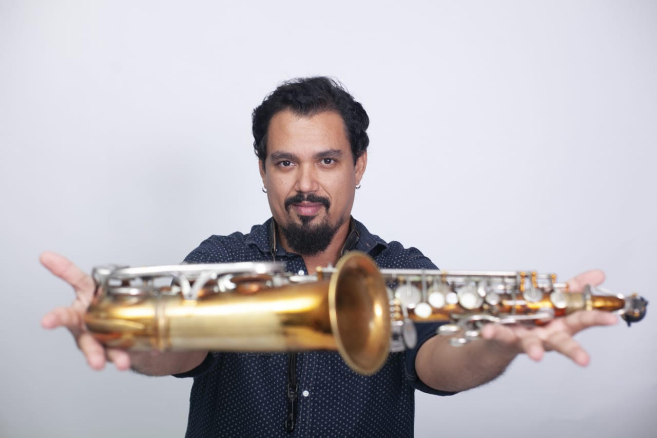 AfroLatinJazz, com Renato Carvalho, é o show de domingo no Parque das Dunas