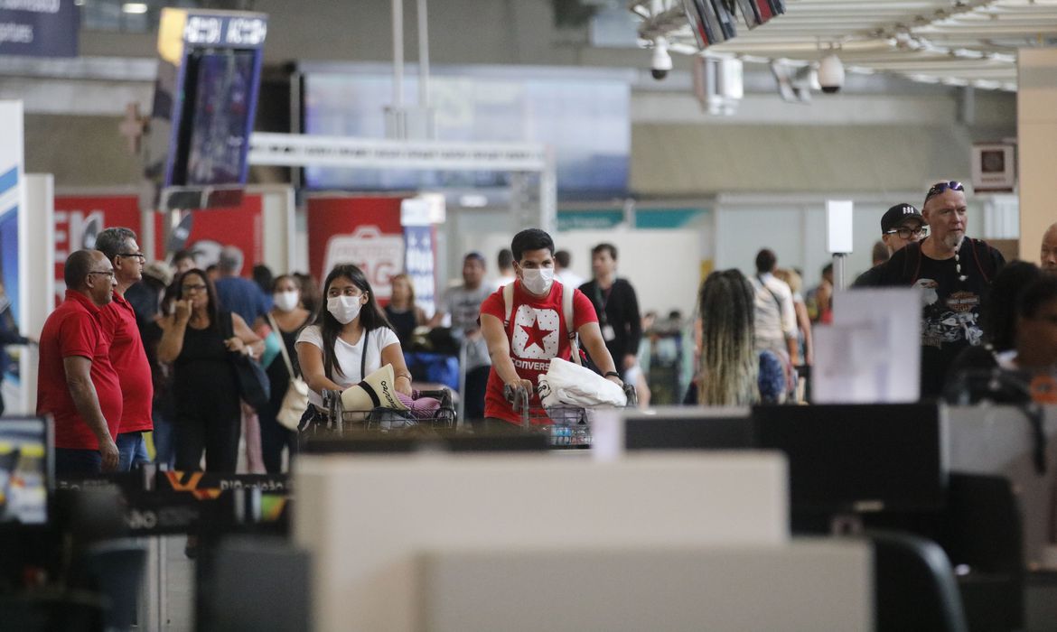 Latam suspende voos entre Guarulhos e Milão por impacto do coronavírus
