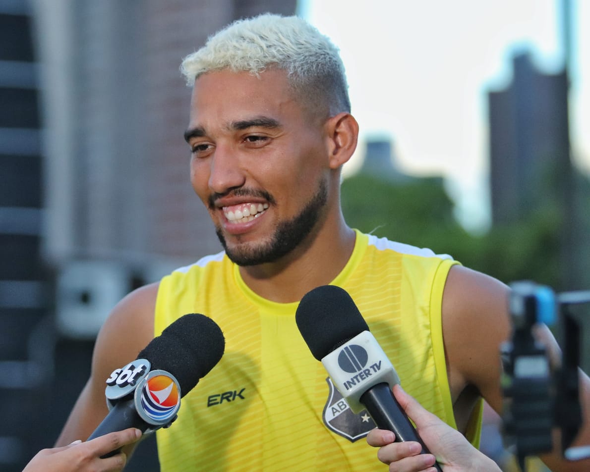 Goleiro do ABC diz que equipe está preparada para enfrentar o Vasco no Maracanã