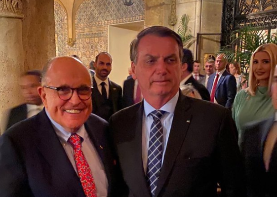 Um dos maiores prefeitos da história de Nova York elogia Bolsonaro: "Herói"