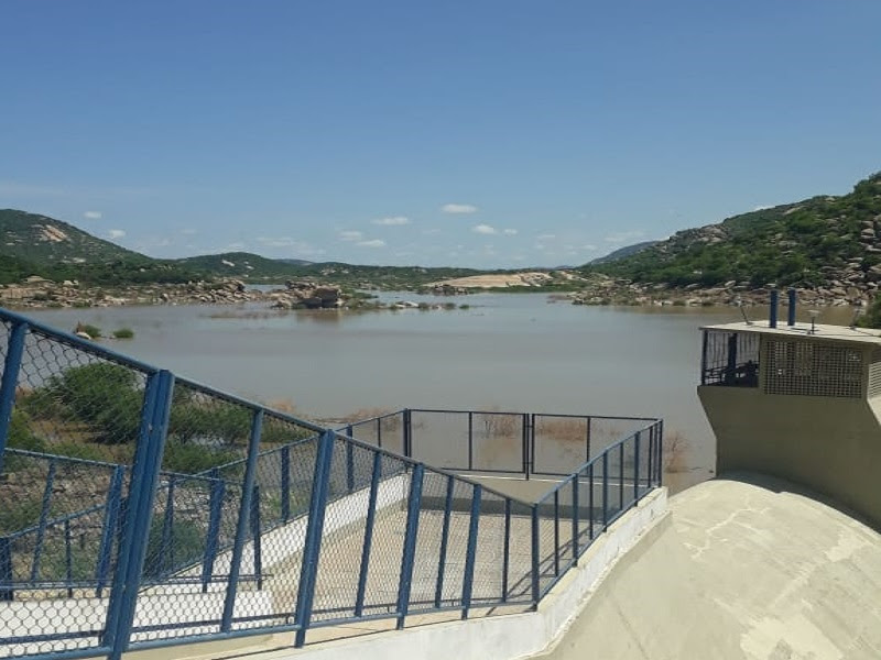 Mais três açudes potiguares transbordam após novas chuvas; confira