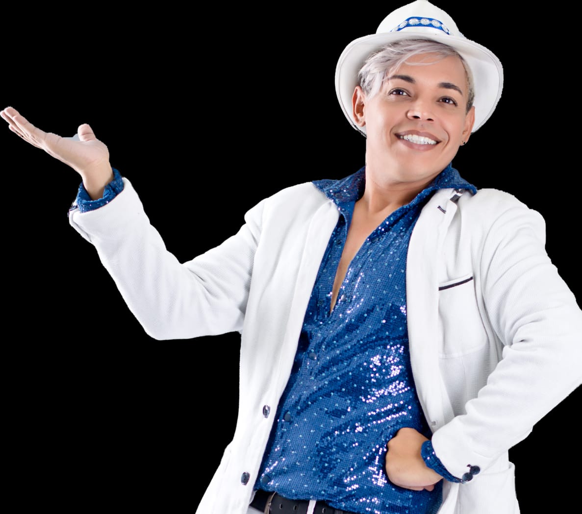 Praia Musical anima o sábado com show de Isaque Galvão
