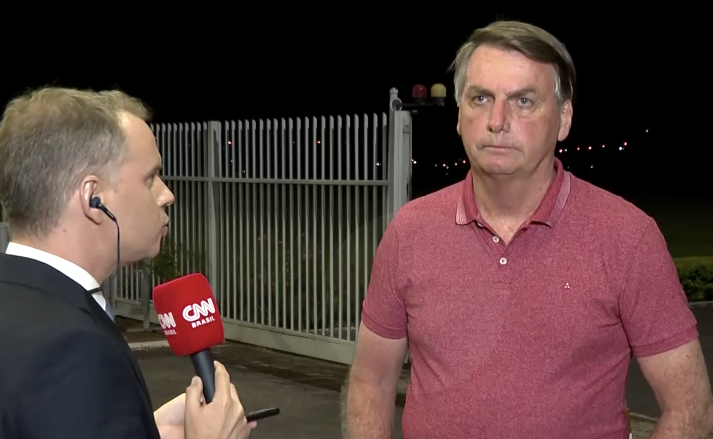 VÍDEO: 'Gostaria que saíssem às ruas como eu', diz Bolsonaro a Maia e Alcolumbre