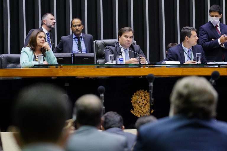 Câmara dos Deputados aprova calamidade pública no Brasil devido coronavírus