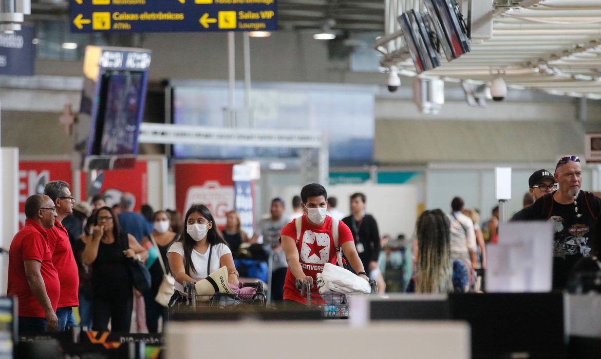 Governo do RJ fecha fronteira e suspende entrada de passageiros