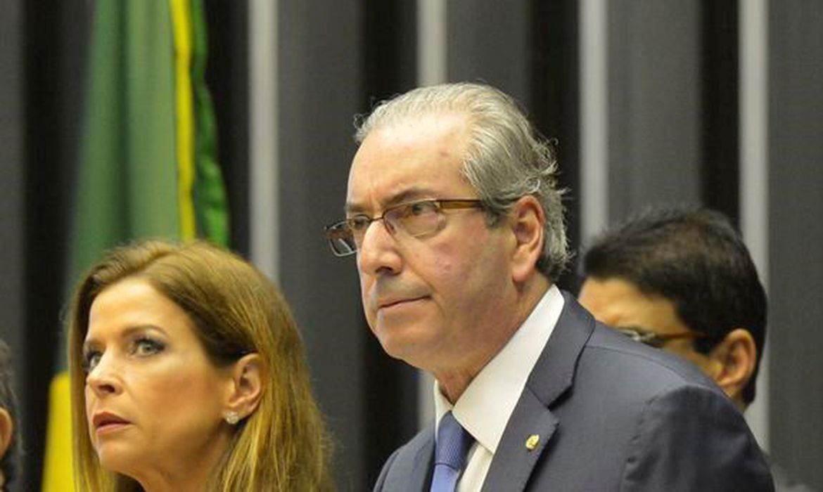 Preso na Lava Jato, Eduardo Cunha deixa cadeia e dá entrada em hospital