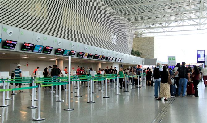 MPF cobra à Anvisa fechamento de lojas e restaurantes no Aeroporto de Natal
