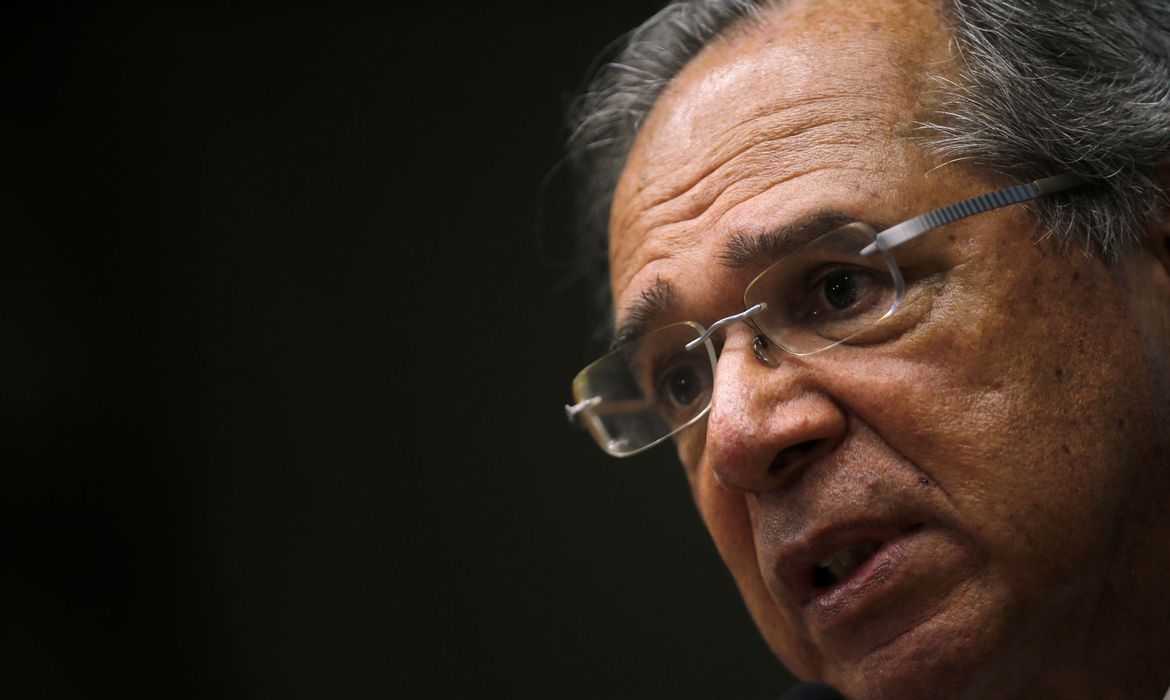 Teste de coronavírus de ministro Paulo Guedes deu negativo