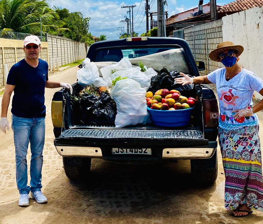 La Torre Resort doa cerca de 2 Toneladas de alimentos no extremo sul da Bahia   