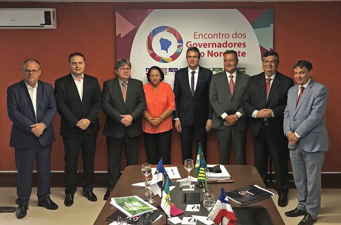 "Bolsonaro comete atentado à vida", diz Fátima e demais governadores do Nordeste