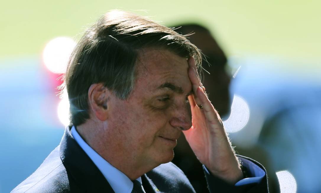 Covid-19: Bolsonaro estuda flexibilizar isolamento em cidades pequenas e médias