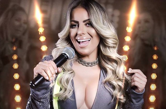 AO VIVO: Assista a live de Walkyria Santos #FiqueemCasa