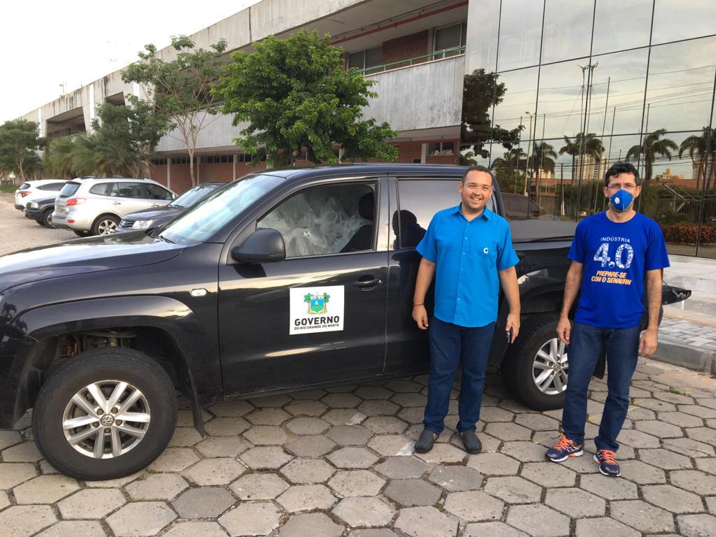 SENAI entrega respiradores consertados e 1500 máscaras ao Governo do RN