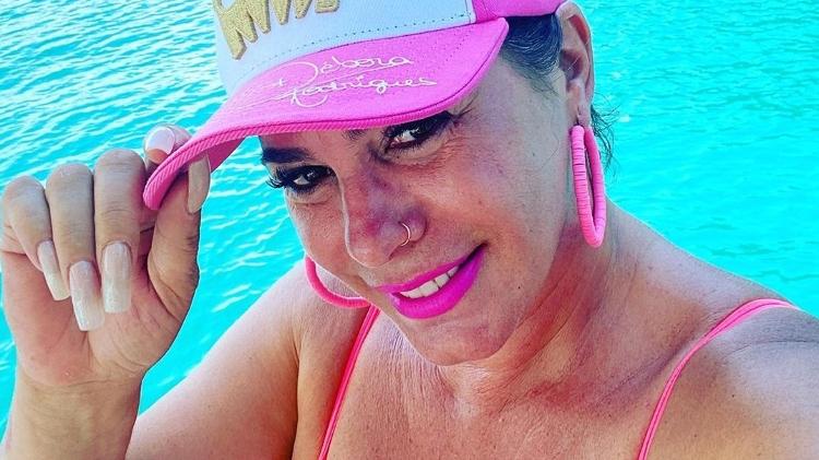 Ex-Sem Terra que ficou famosa defende ricos e Bolsonaro: "não é pecado"