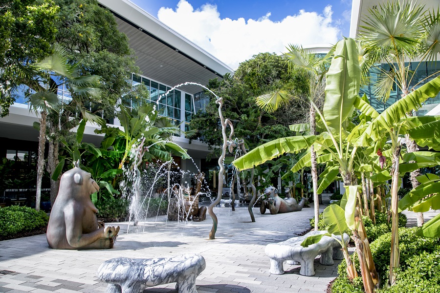 Marcas do Aventura Mall, de Miami, realizam ações durante a pandemia
