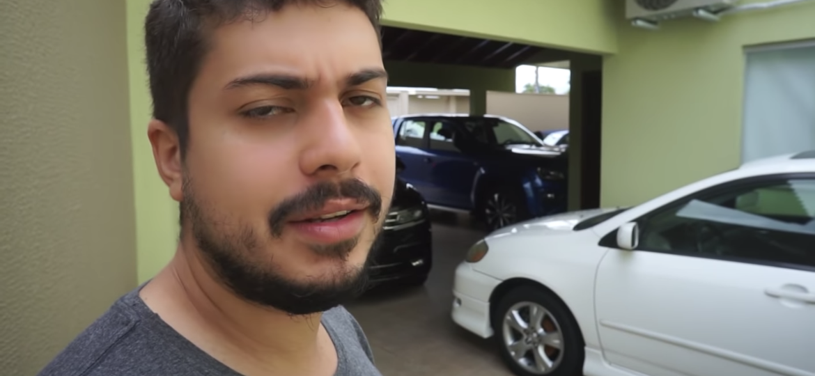 Youtuber é preso por receptação de Toyota Corolla paraguaio