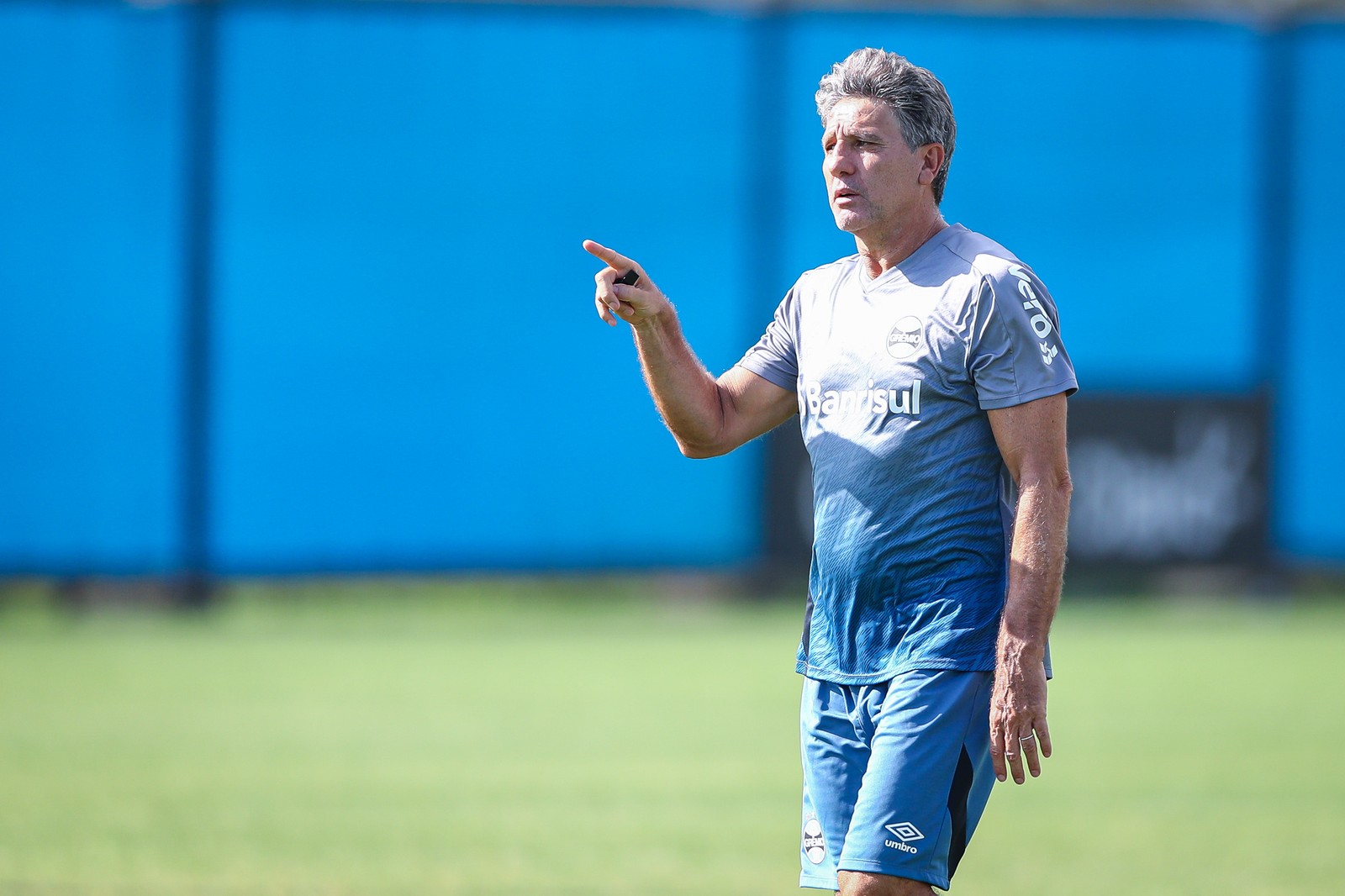 Gaúcho opina sobre crise: "Essa é a grande chance que o futebol tem de se unir"