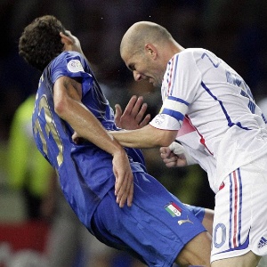 Materazzi revela o que disse a Zidane antes de cabeçada na final da Copa 2006