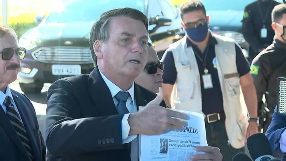 Justiça dá 72 horas para Bolsonaro explicar mudança no comando da PF no RJ