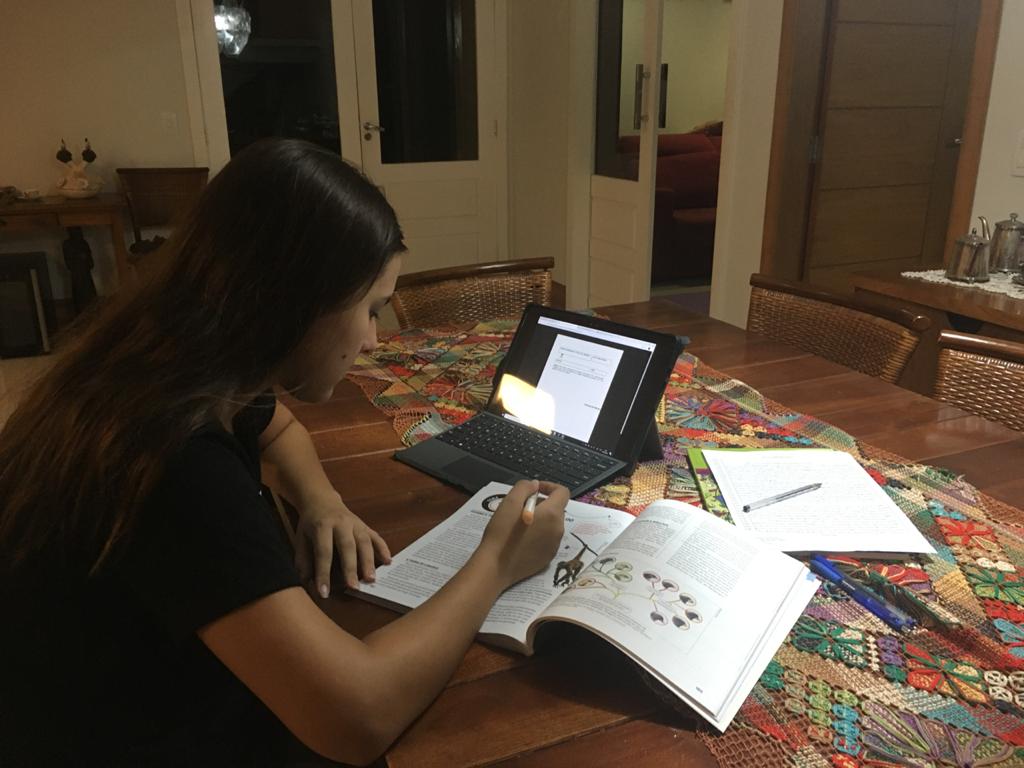 Isolamento e aulas virtuais desenvolvem a autonomia no aprendizado